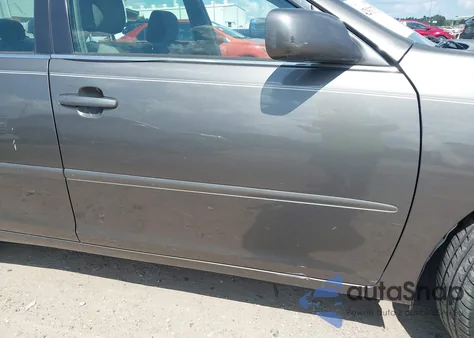 2005 Toyota Camry Le из США, поврежденный, VIN 4T1BE32K85U545028